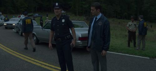 Gareth Williams and Jonathan Groff in Mindhunter (2017)