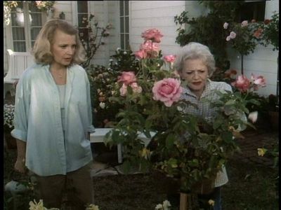 Gena Rowlands and Sylvia Sidney in An Early Frost (1985)
