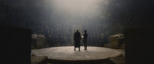 Johnny Depp and Poppy Corby-Tuech in Fantastic Beasts: The Crimes of Grindelwald (2018)