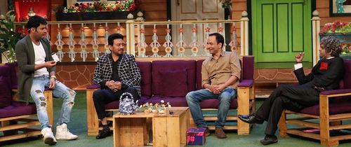Irrfan Khan, Deepak Dobriyal, Kapil Sharma, and Siddharth Sagar in The Kapil Sharma Show (2016)