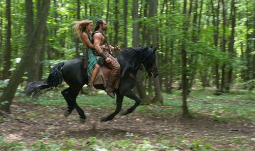 Victor Webster and Ellen Hollman in The Scorpion King 4: Quest for Power (2015)
