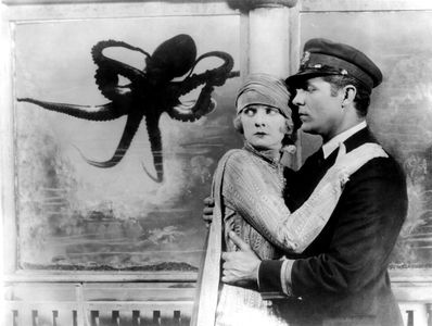Antonio Moreno and Alice Terry in Mare Nostrum (1926)