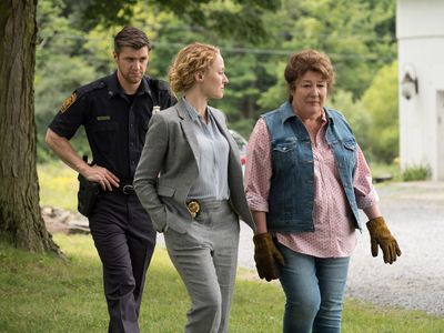 Margo Martindale, Shane McRae, and Jennifer Ferrin in Sneaky Pete (2015)
