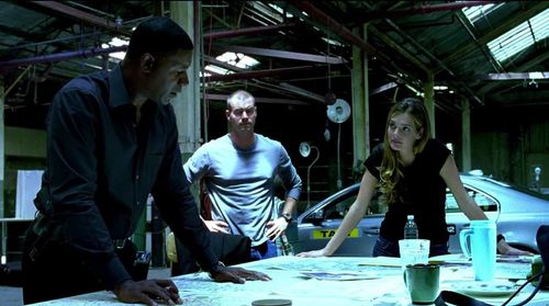 Scott Foley, Dennis Haysbert, and Nicole Steinwedell in The Unit (2006)