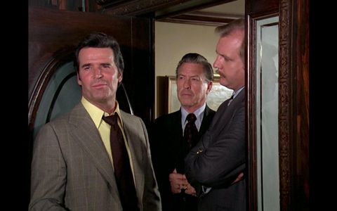 James Garner, Russ McGinn, and Regis Parton in The Rockford Files (1974)
