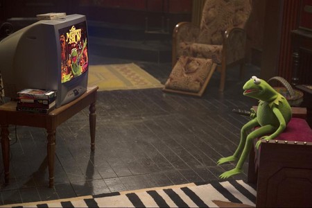 Kermit the Frog in Muppets Most Wanted (2014)