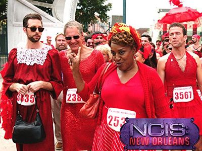 Scott Bakula, CCH Pounder, Lucas Black, and Rob Kerkovich in NCIS: New Orleans (2014)