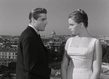 Lorella De Luca and Carlo Giuffrè in Belle ma povere (1957)