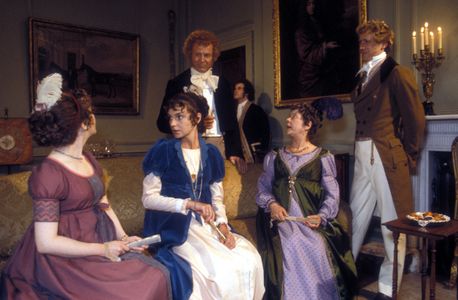 Hetty Baynes, Marjorie Bland, Christopher Brown, Donald Douglas, and Annie Leon in Sense and Sensibility (1981)