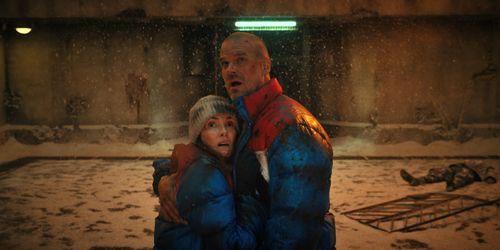 Winona Ryder and David Harbour in Stranger Things: Chapter Nine: The Piggyback (2022)