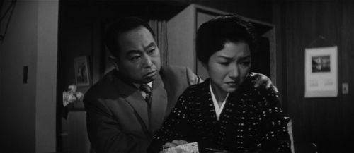 Daisuke Katô and Hideko Takamine in When a Woman Ascends the Stairs (1960)