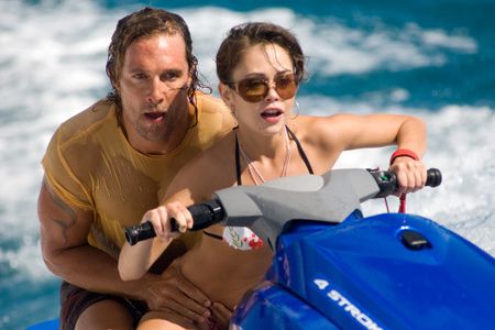 Matthew McConaughey and Alexis Dziena in Fool's Gold (2008)
