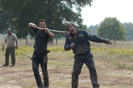 Andrew Lincoln and Irone Singleton in The Walking Dead (2010)