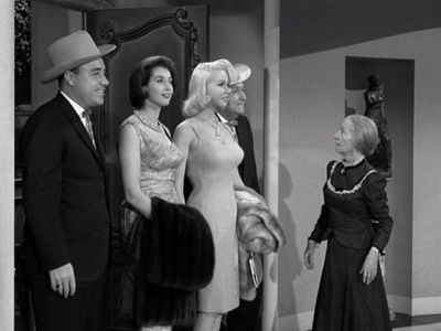 Lester Flatt, Joi Lansing, Irene Ryan, Earl Scruggs, and Midge Ware in The Beverly Hillbillies (1962)
