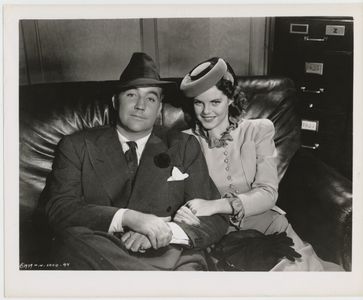 Broderick Crawford and Ruth Terry in Slightly Honorable (1939)