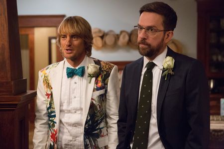 Owen Wilson and Ed Helms in Father Figures (2017)