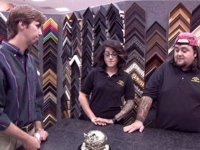 Austin 'Chumlee' Russell, Brett K. Maly, and Olivia Black in Pawn Stars (2009)