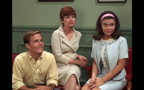Charles Brummit, Aneta Corsaut, and Cynthia Hull in The Andy Griffith Show (1960)