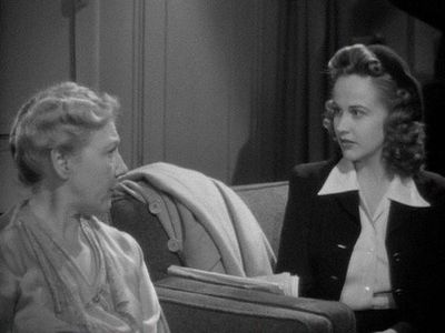 Kim Hunter and Claire Whitney in When Strangers Marry (1944)