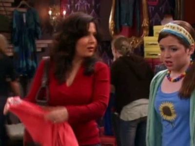 Maria Canals-Barrera and Jennifer Stone in Wizards of Waverly Place (2007)
