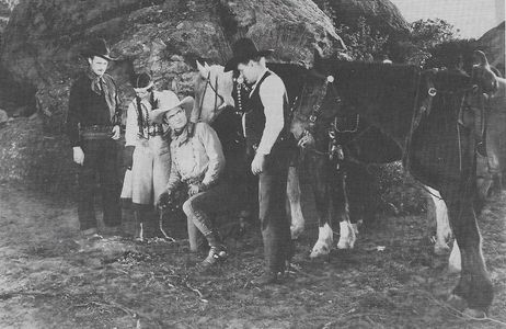 Joan Gale, Tom Mix, Jack Rockwell, Hal Taliaferro, and Tony Jr. the Horse in The Miracle Rider (1935)