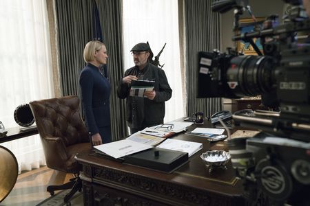 Robin Wright and Alik Sakharov in House of Cards (2013)
