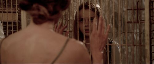 Kate Bosworth and Olivia Rose Keegan in Amnesiac (2014)