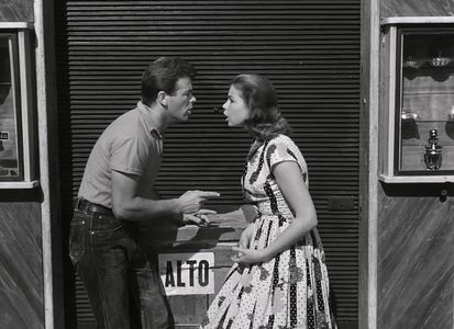 Lorella De Luca and Renato Salvatori in Belle ma povere (1957)