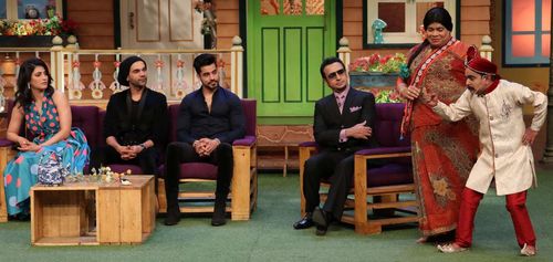 Gulshan Grover, Shruti Haasan, Kiku Sharda, Gautam Gulati, and Rajkummar Rao in The Kapil Sharma Show (2016)