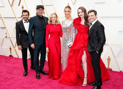 Eugenio Derbez, Marlee Matlin, Troy Kotsur, Sian Heder, Daniel Durant, and Amy Forsyth at an event for The Oscars (2022)