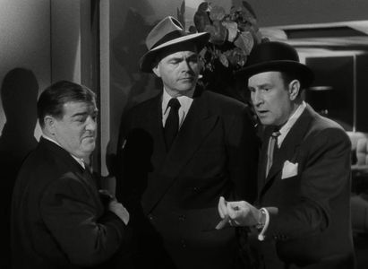 Bud Abbott, Lou Costello, and James Flavin in Bud Abbott Lou Costello Meet the Killer Boris Karloff (1949)