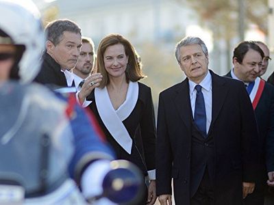 Carole Bouquet, Nicolas Marié, and Bruno Wolkowitch in Spin (2012)