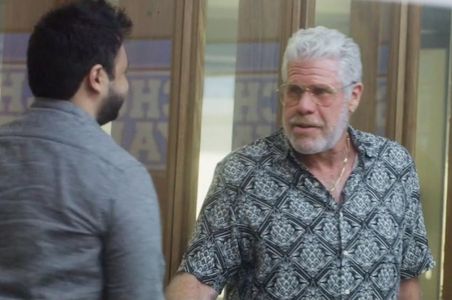 Ron Perlman and Mayank Bhatter in Startup
