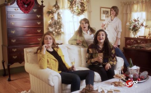 Lorraine Bracco, Kate Avallone, Kate McGarrigle, and Kiara Pichardo in A Ring for Christmas (2020)
