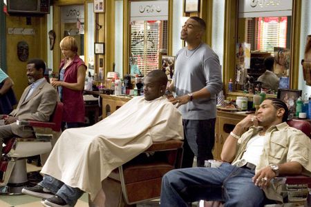 Omar Gooding, Dan White, and Toni Trucks in Barbershop (2005)
