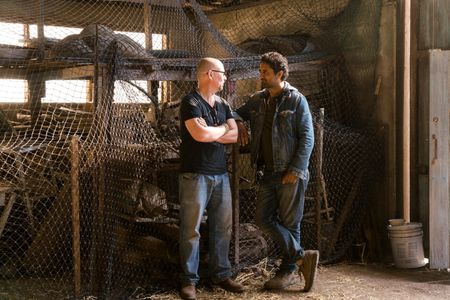 Cliff Curtis and Christoph Schrewe in Fear the Walking Dead (2015)