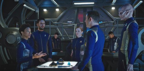 Jason Isaacs, Doug Jones, Sonequa Martin-Green, Shazad Latif, and Mary Wiseman in Star Trek: Discovery (2017)