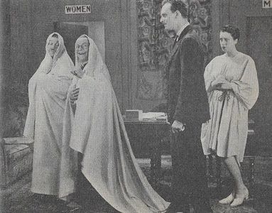 Bobby Clark, Anita Garvin, Gavin Gordon, and Paul McCullough in All Steamed Up (1929)