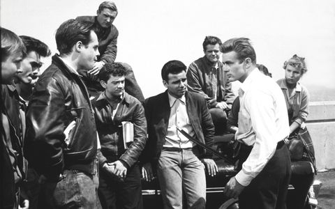 James Dean, Dennis Hopper, Corey Allen, Nick Adams, Jack Grinnage, Beverly Long, and Frank Mazzola in Rebel Without a Ca