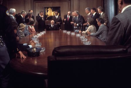 Kirk Douglas, Ralph Bellamy, Leonardo Cimino, Lincoln Kilpatrick, and Percy Rodrigues in Arthur Hailey's the Moneychange