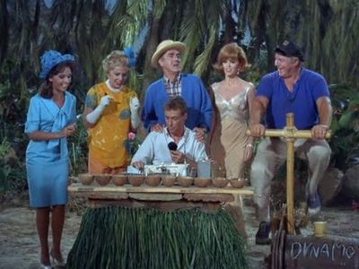 Jim Backus, Alan Hale Jr., Tina Louise, Russell Johnson, Natalie Schafer, and Dawn Wells in Gilligan's Island (1964)