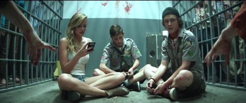 Logan Miller, Sarah Dumont, and Tye Sheridan in Scouts Guide to the Zombie Apocalypse (2015)