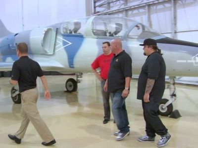Rick Harrison and Austin 'Chumlee' Russell in Pawn Stars (2009)