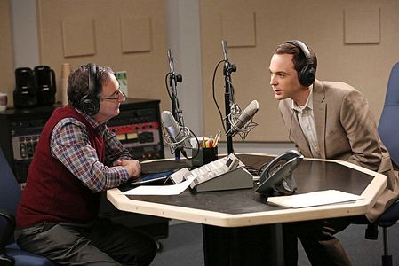 Ira Flatow and Jim Parsons in The Big Bang Theory (2007)