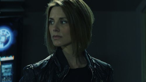 Kate Avallone as Det. Lara Cullen in Static