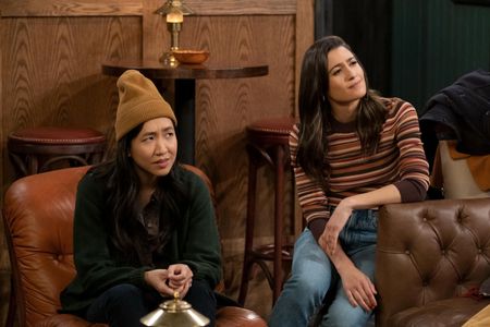 Ashley Reyes and Tien Tran in How I Met Your Father (2022)