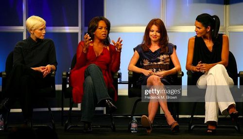 Angie Harmon, Aubrey Dollar, Laura Harris, and Paula Newsome in Women's Murder Club (2007)