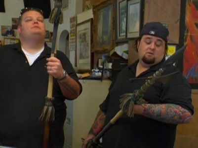 Corey Harrison and Austin 'Chumlee' Russell in Pawn Stars (2009)