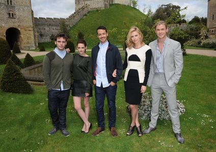 Charlize Theron, Kristen Stewart, Chris Hemsworth, Rupert Sanders, and Sam Claflin at an event for Snow White and the Hu