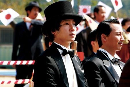 Park Hae-il and Nam-gil Kim in Modern Boy (2008)